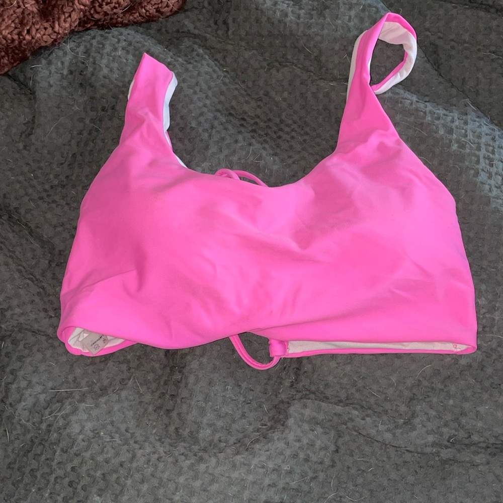 Pink bikini top